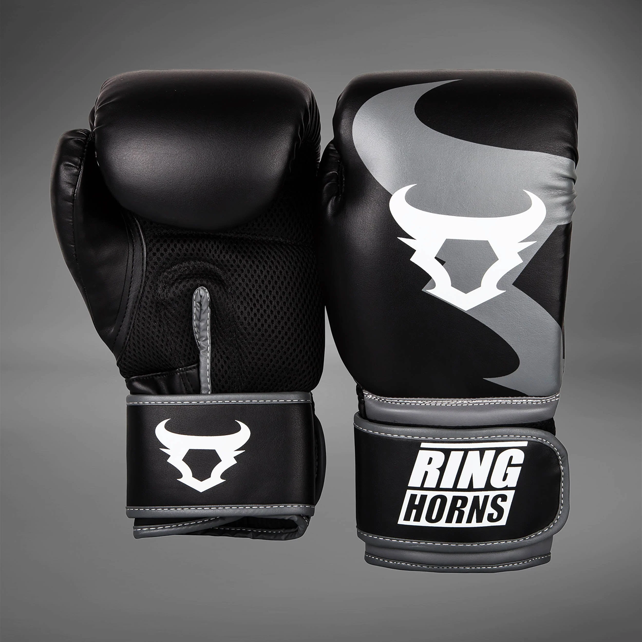 Ringhorns Charger by Venum Boxing Gloves - Black - Image 2