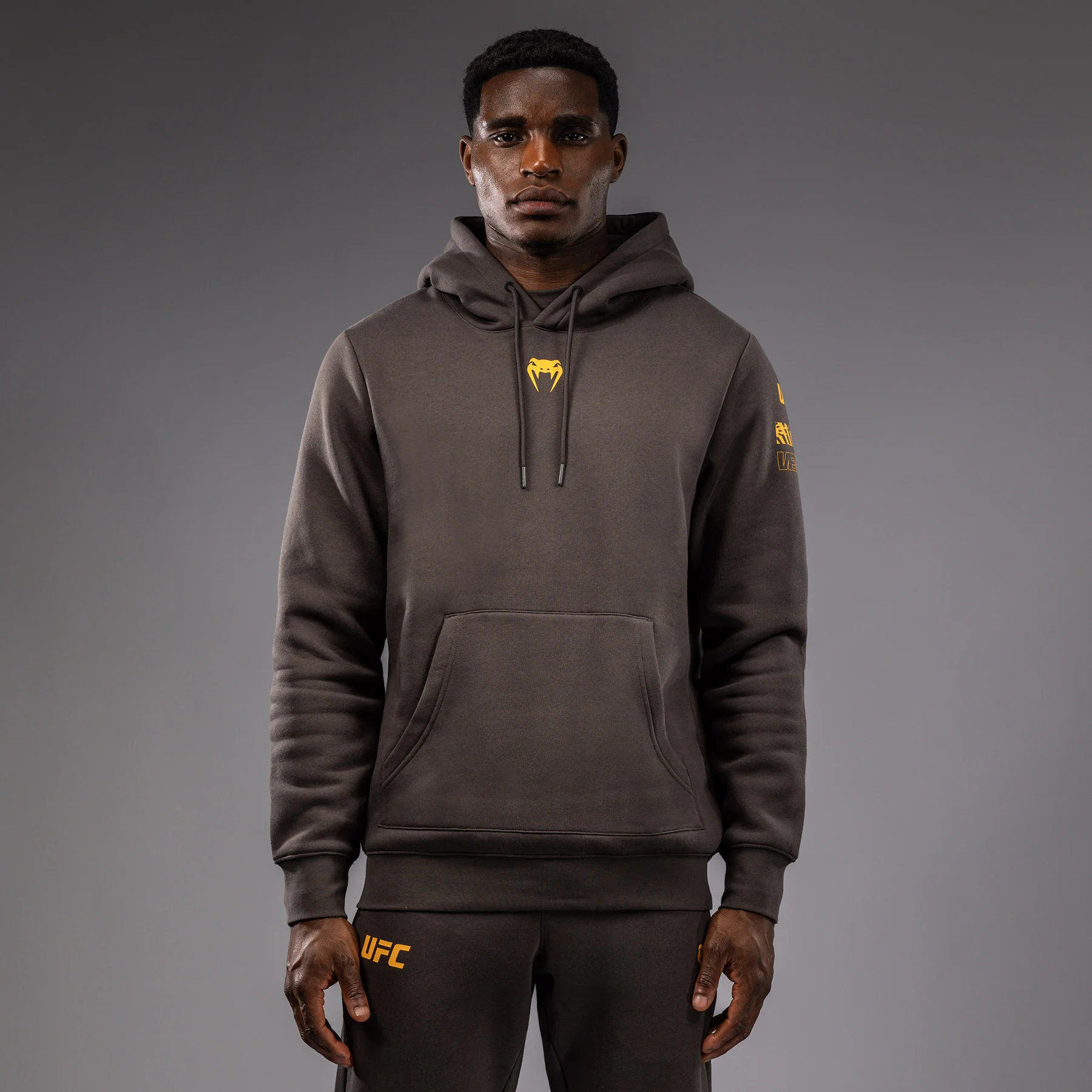 UFC Fusion by Venum Fight Week Men’s Pullover Hoodie - Solid Earthen Brown