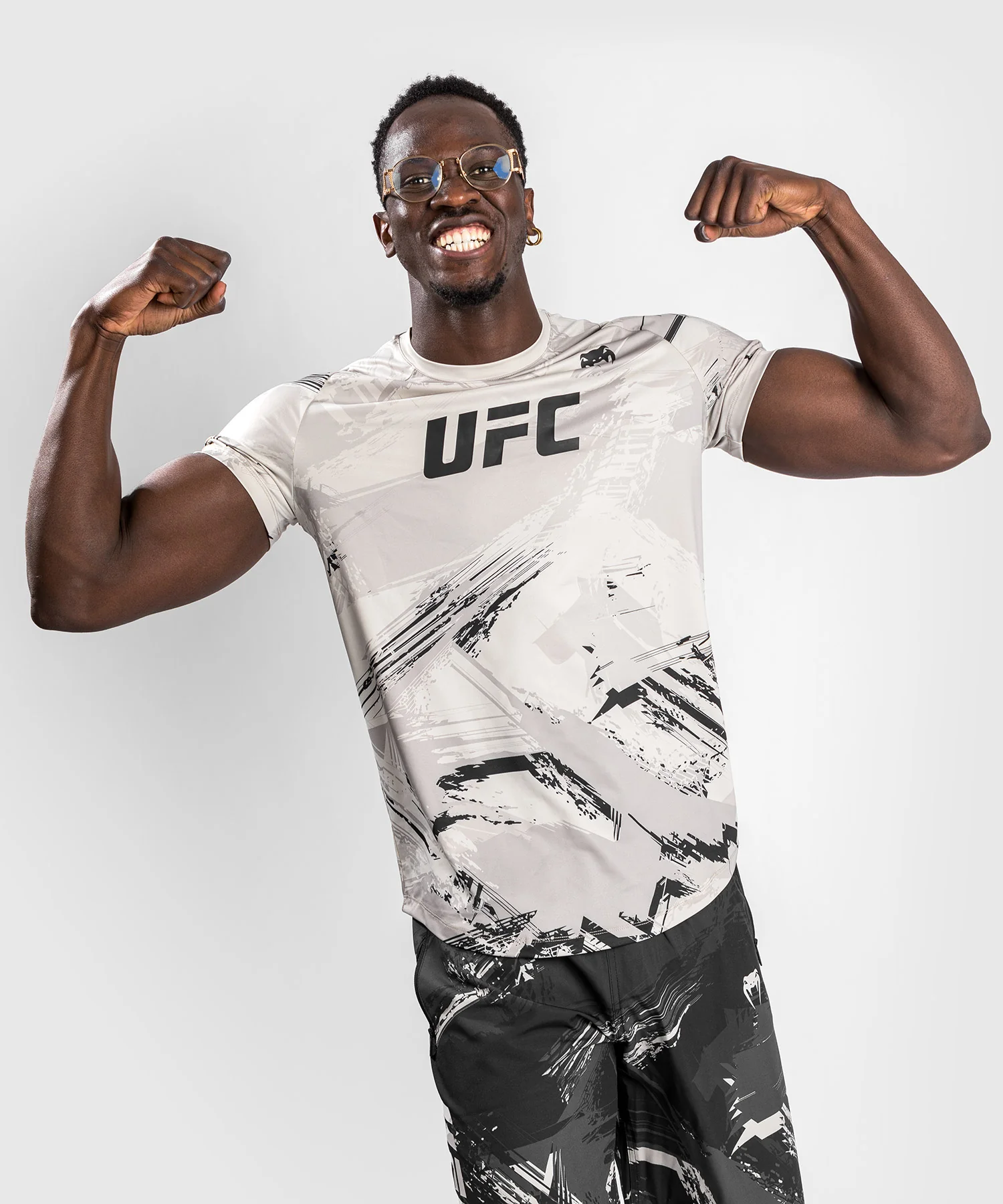 UFC Venum Authentic Fight Week 2.0 Men's Dry Tech T-shirt - Sand - Image 3