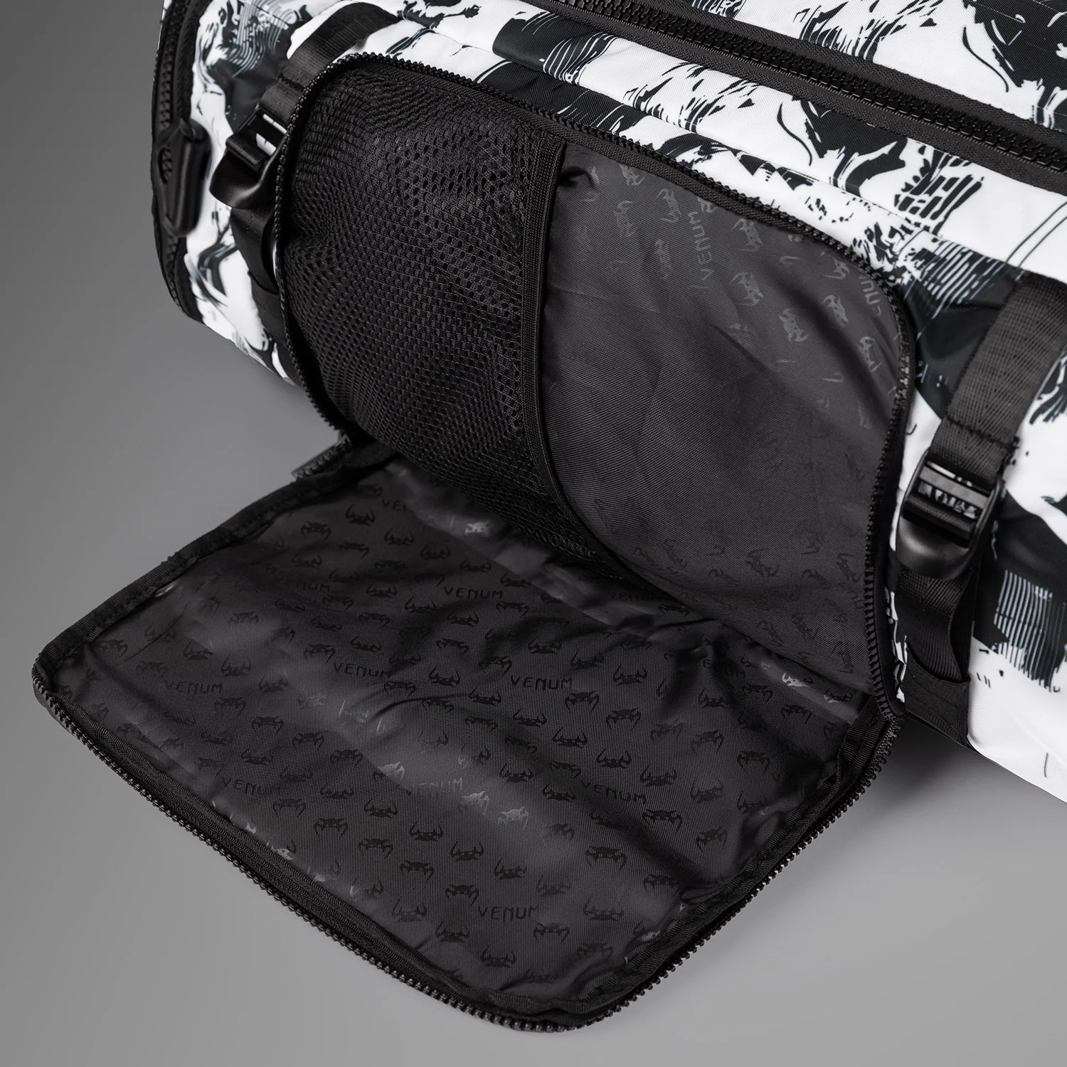 Unisex UFC Zenith by Venum White Authentic Fight Week Gear Bag (48L) - Image 9