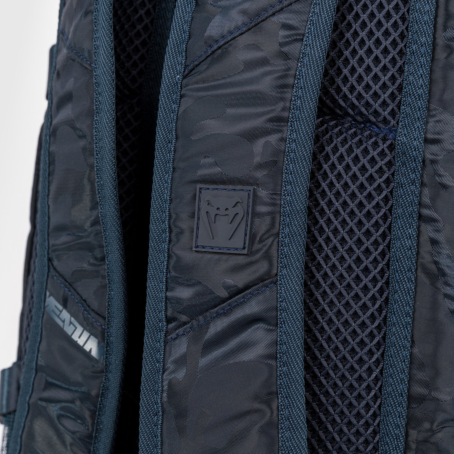 Venum Challenger Pro BackPack (20-25L) - Camo/Blue - Image 7