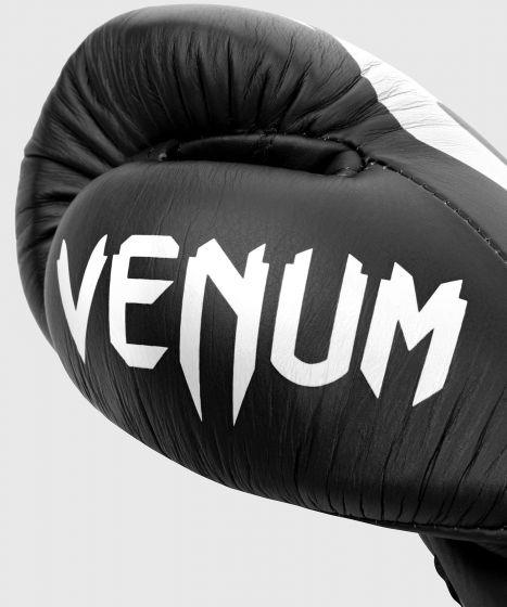 VENUM CUSTOM Giant 2.0 Pro Boxing with Laces - Image 7