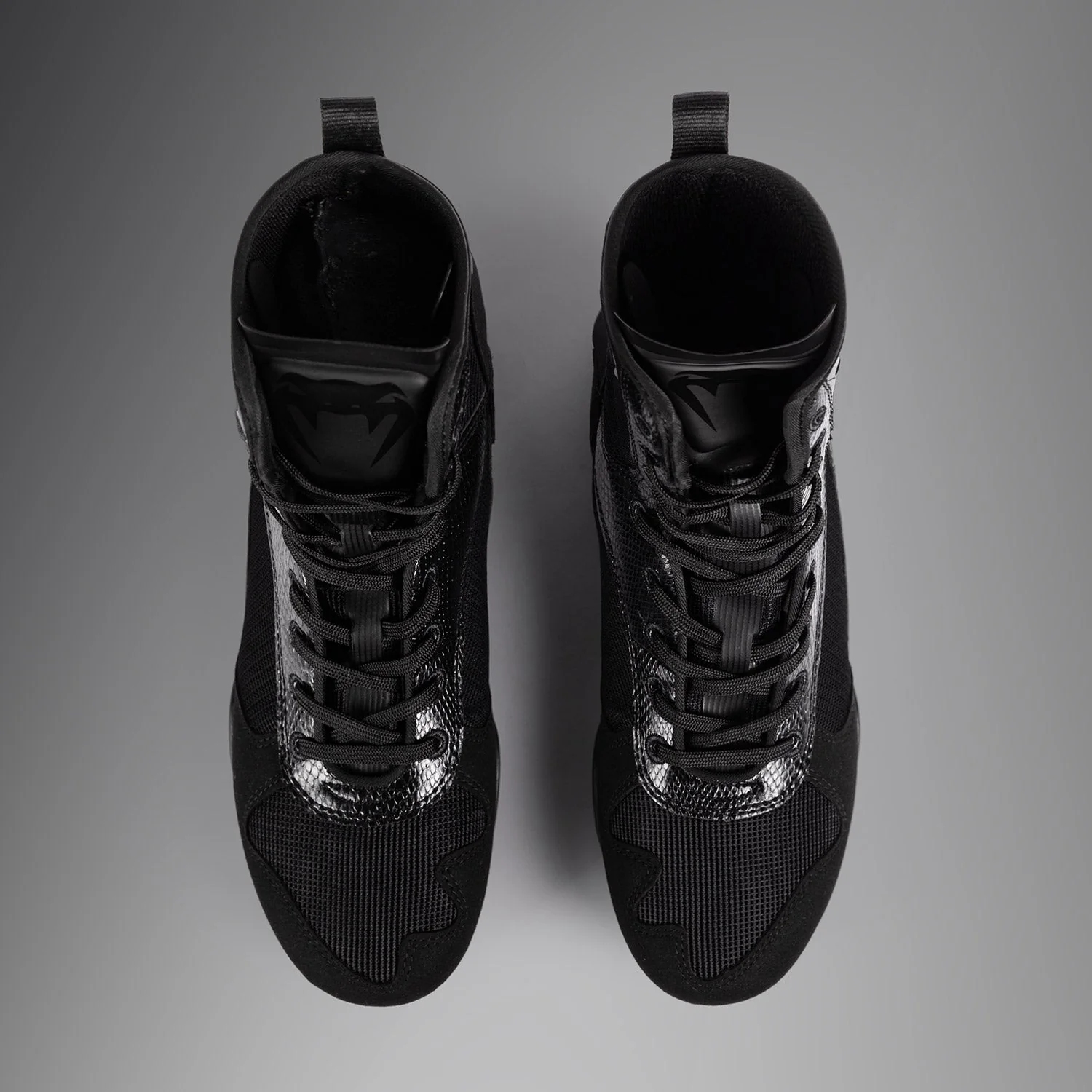 Venum Elite Boxing Shoes - Black - Image 4