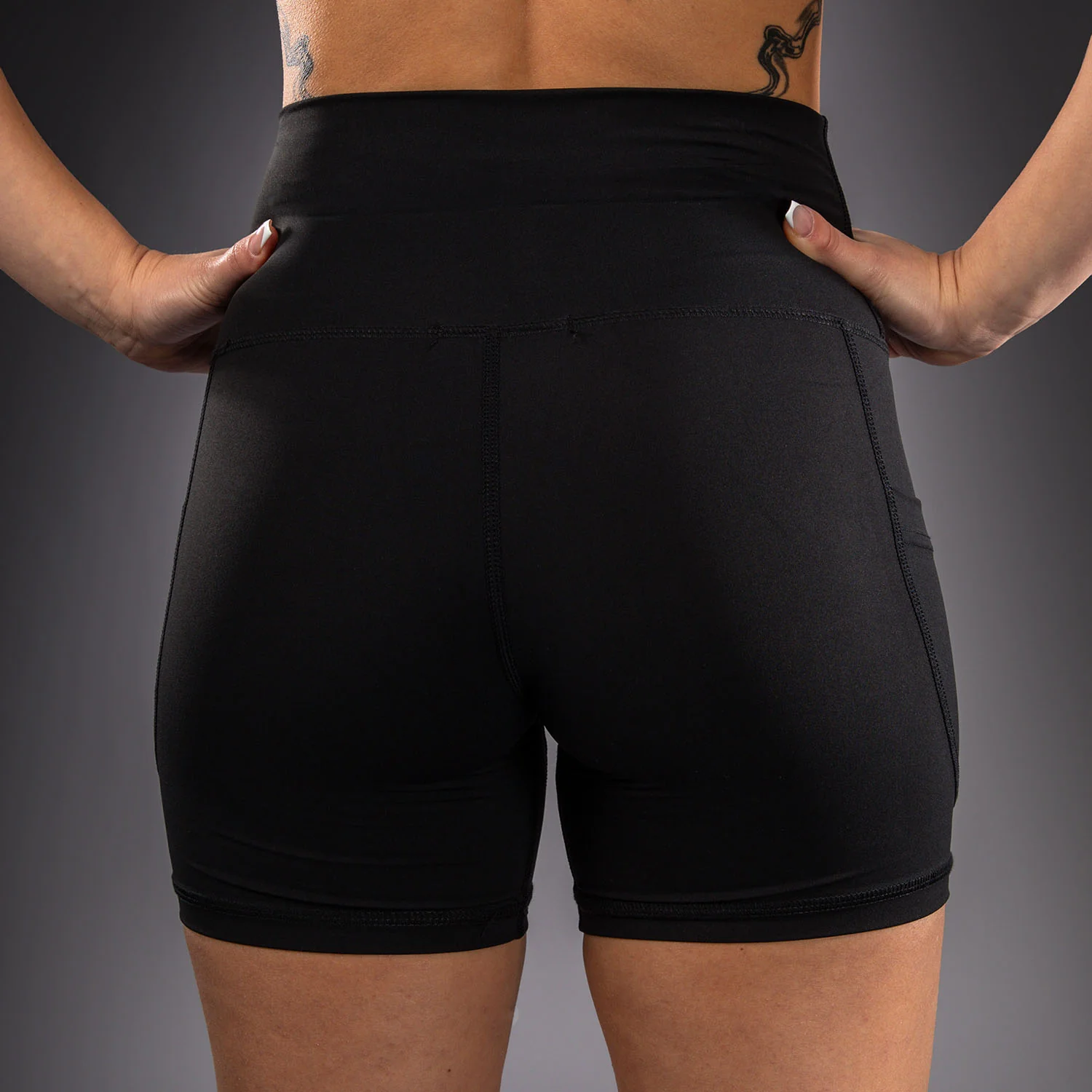 Venum Essential Women's Bike Shorts - Black - Image 6