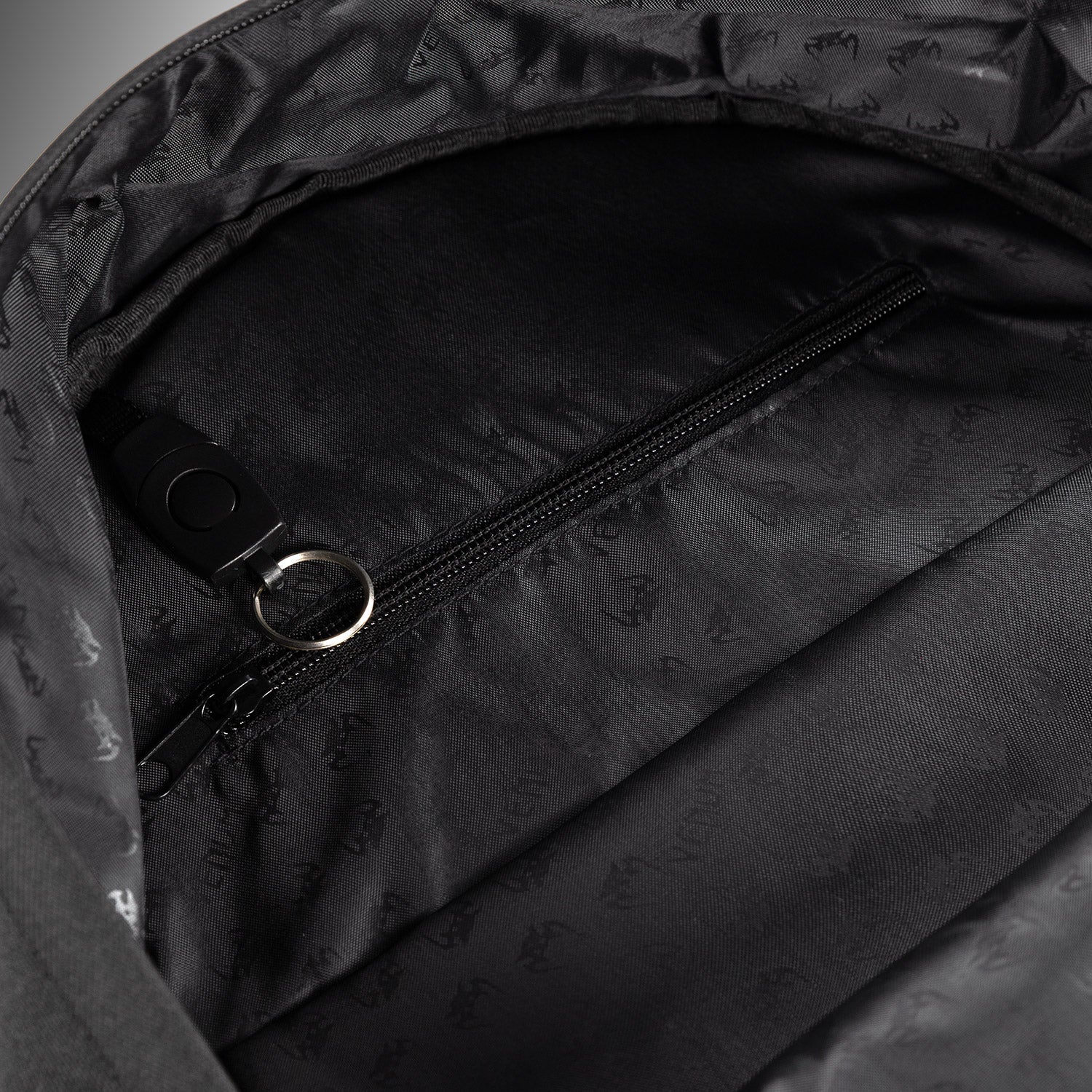 Venum Essential Backpack Personalized - Black (Medium, 24L) - Image 5