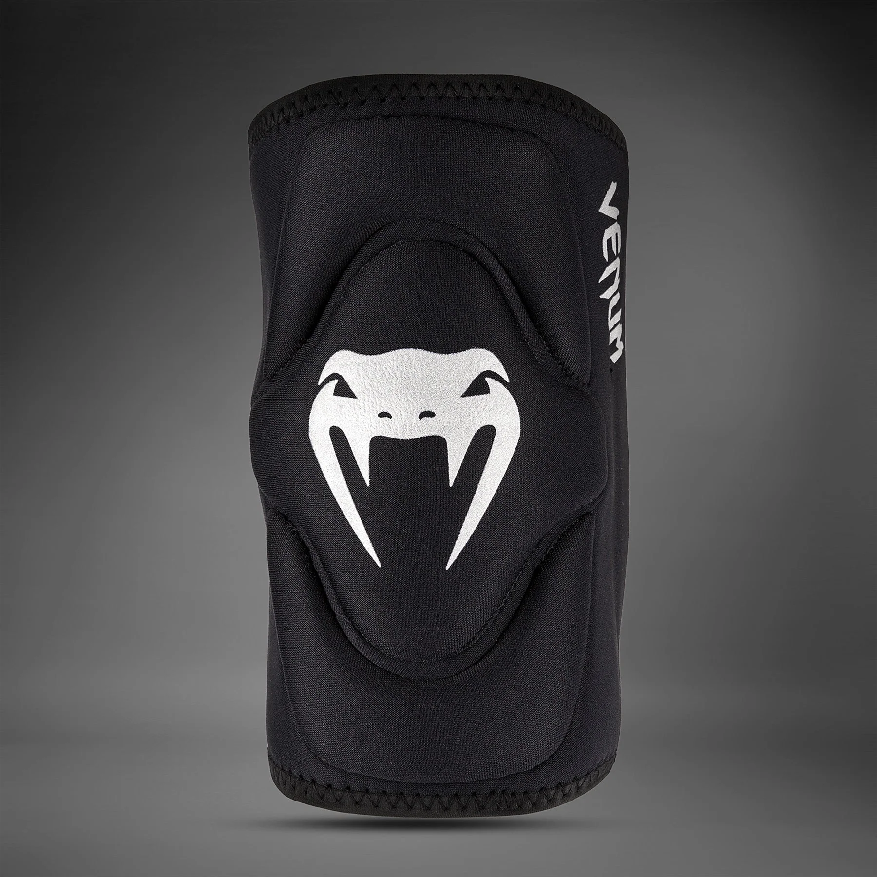Venum Gel Kontact Knee Pads - Black/Silver - Image 4
