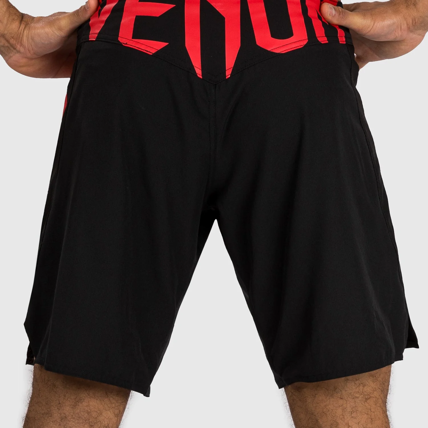 Venum Light 5.0 Fighshorts - Black/Red - Image 5