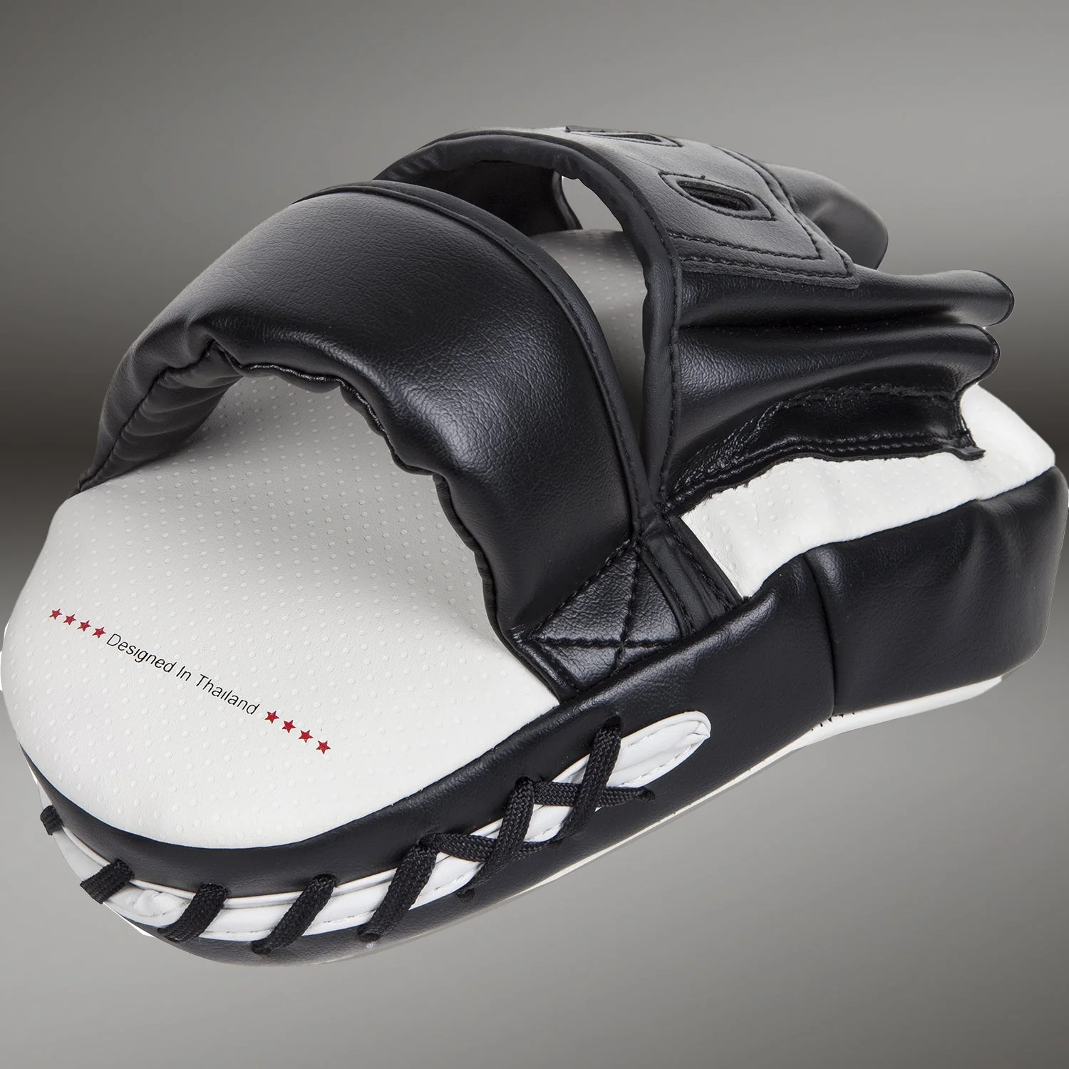 Venum Light Focus Mitts - White/Black (Pair) - Image 3