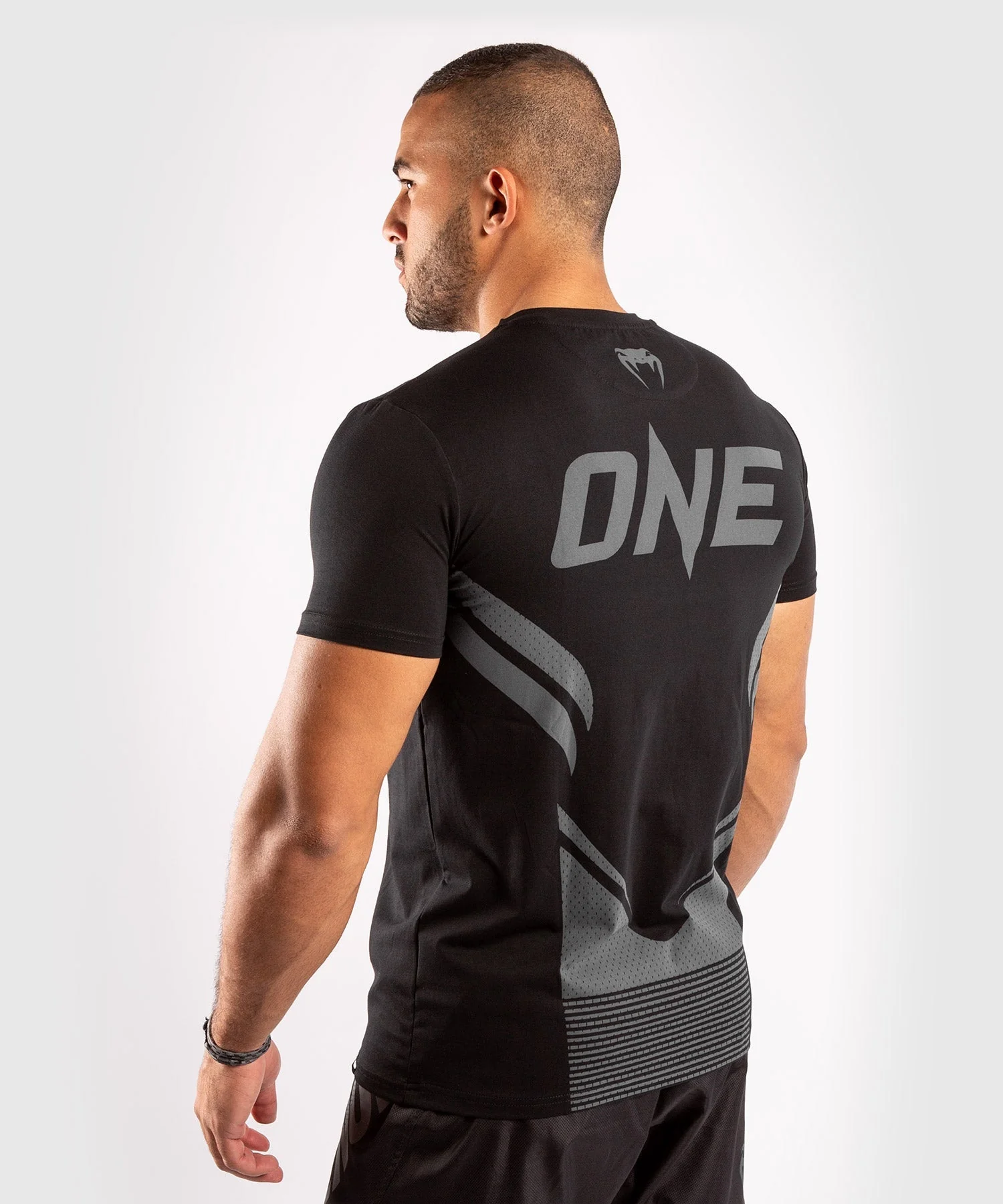 Venum ONE FC Impact T-shirt - Black/Black - Image 4
