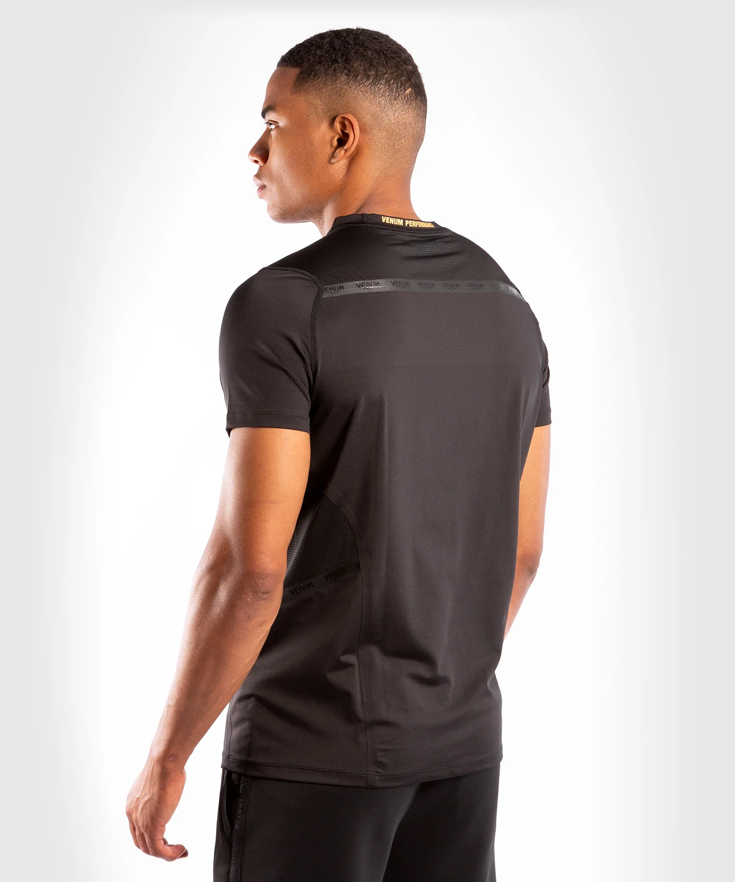 Venum Petrosyan 2.0 Dry-Tech T-shirt - Black/Gold - Image 5