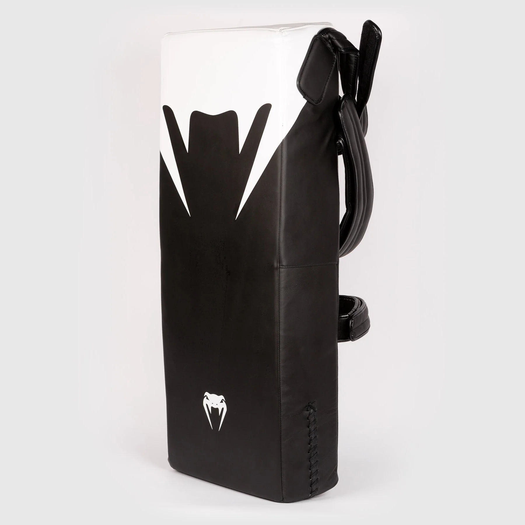 Venum Satchel Kick Shield - Black/White - Image 2