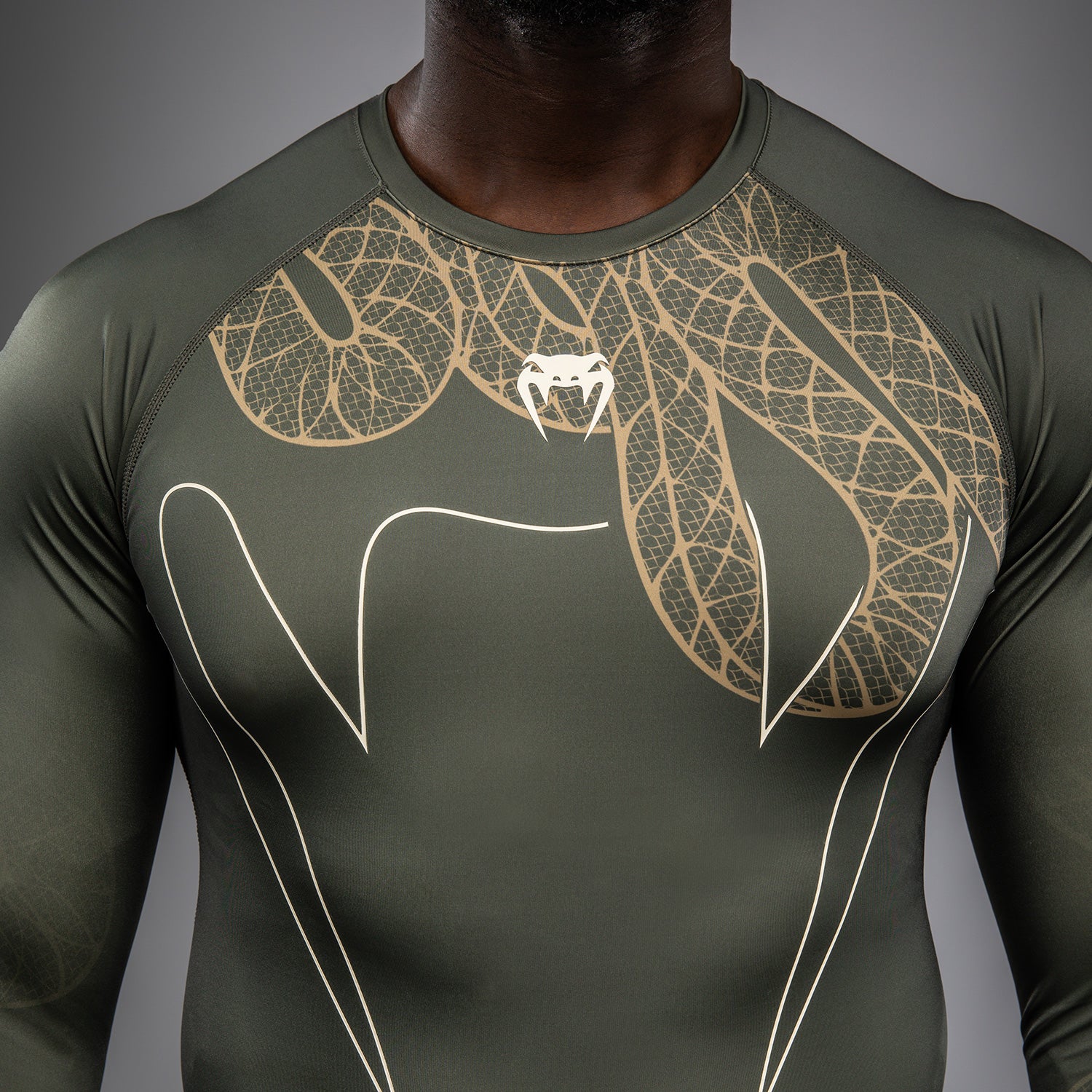 Venum Serpenti Long Sleeve Rashguard - Khaki/Bronze/Ivory - Image 4