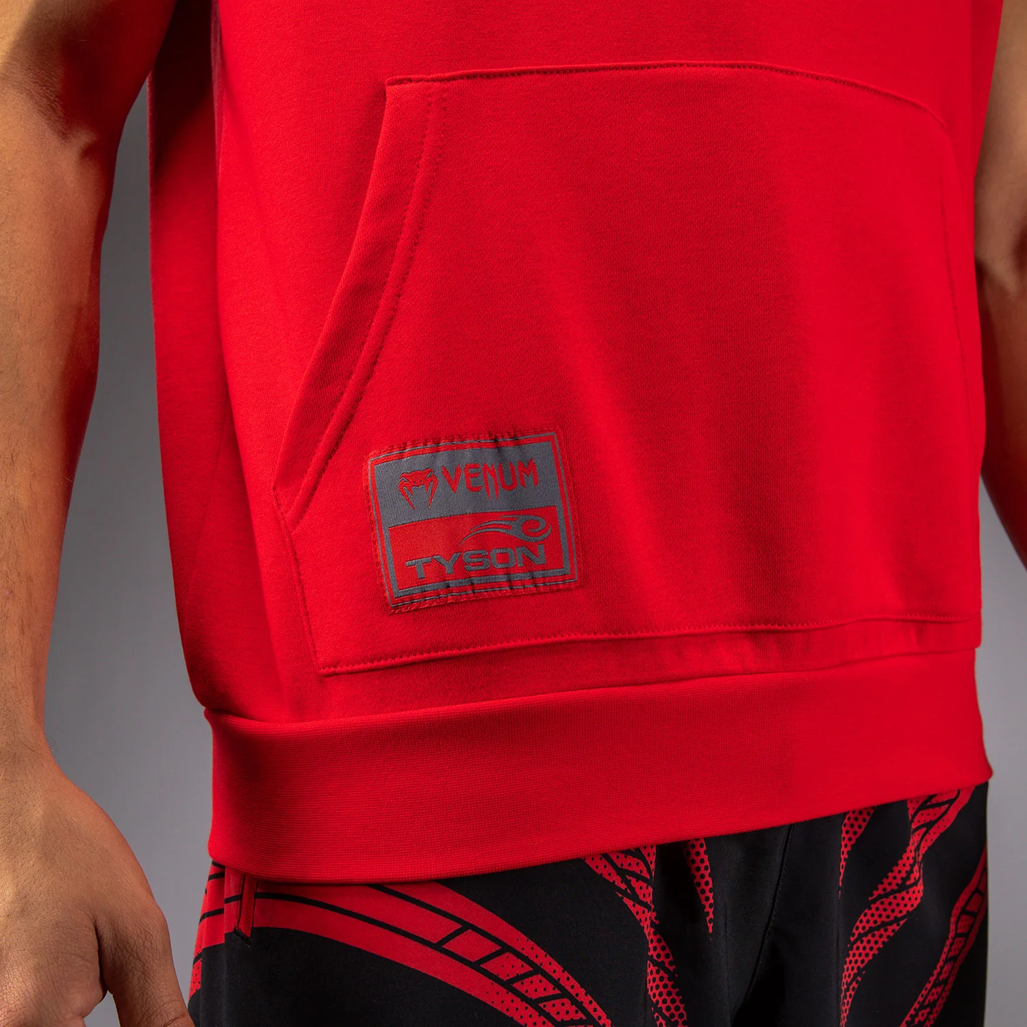 Venum x Mike Tyson Tiger Sleeveless Hoodie - Intense Red/Deep Black - Image 6