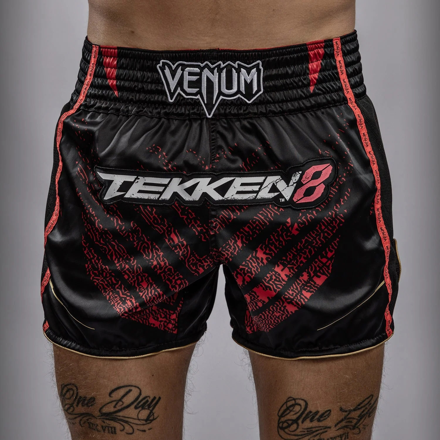 Venum x TEKKEN 8 - Marshall Law Muay Thai Shorts - Black/Red/Gold - Image 5